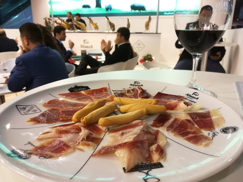 Plato de jamón en Alimentaria 2018