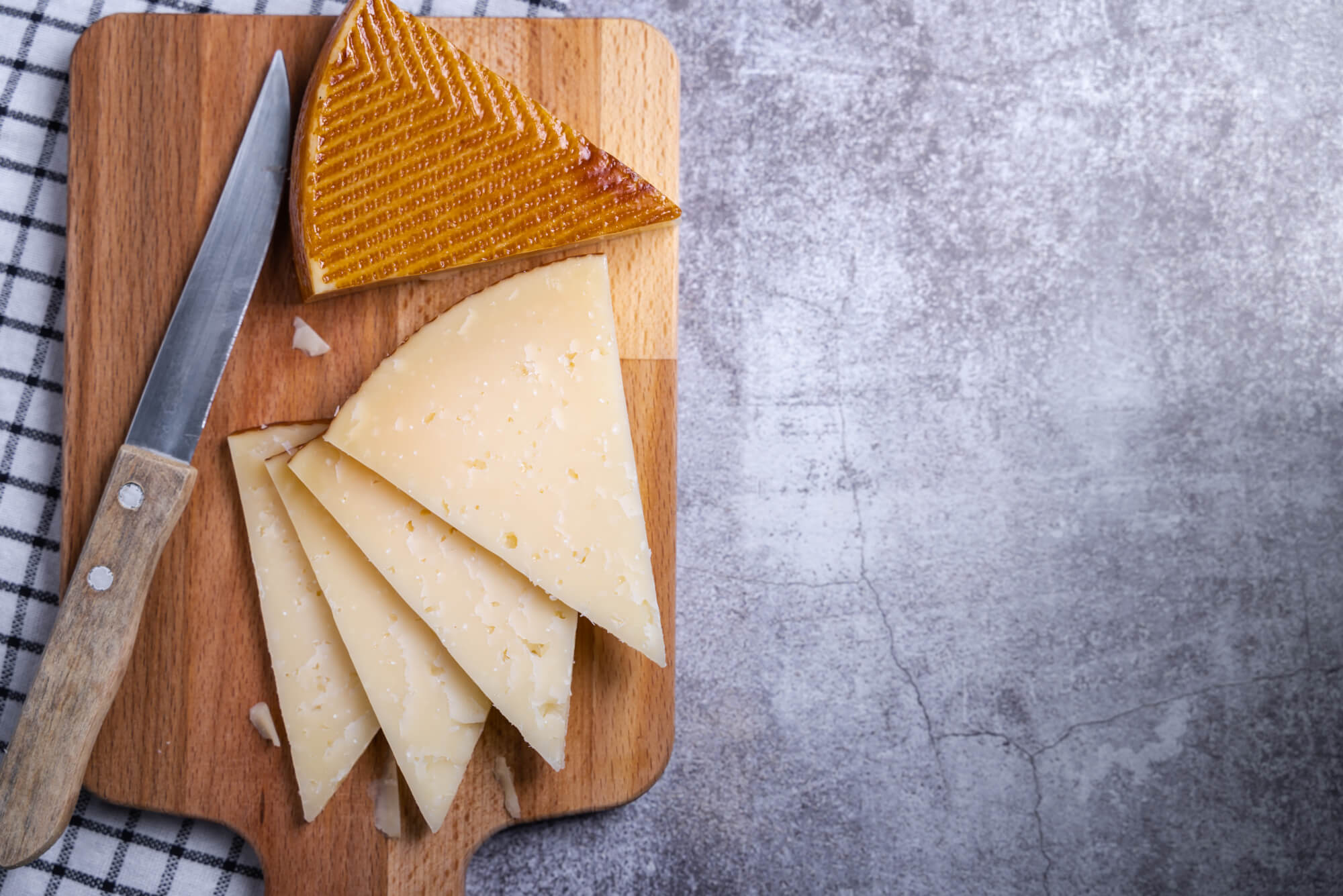 Queso de regalo con cada jamón o paleta